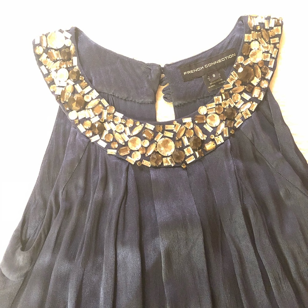 Navy Blue Rhinestone collar pleated tank top